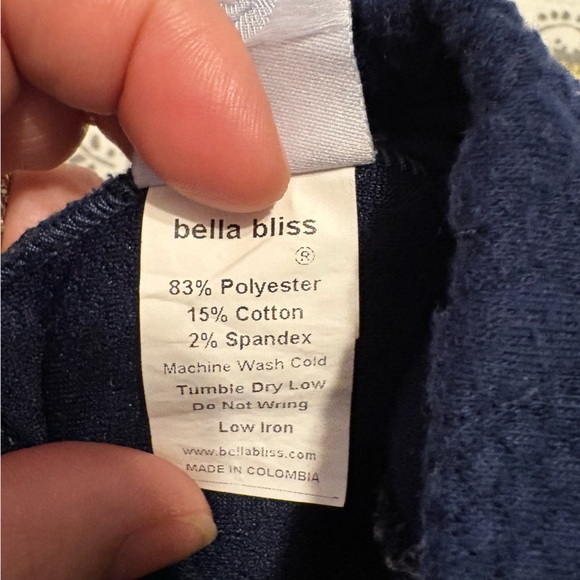 Bella Bliss Blue Cable Knit stretch Pants- shell buttons on faux pockets - Picture 4 of 5